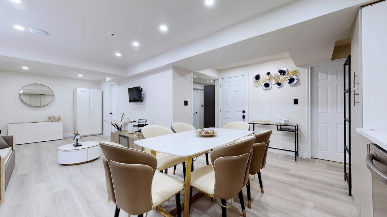 Stunning 2Br Lower Level Unit 보간 외부 사진